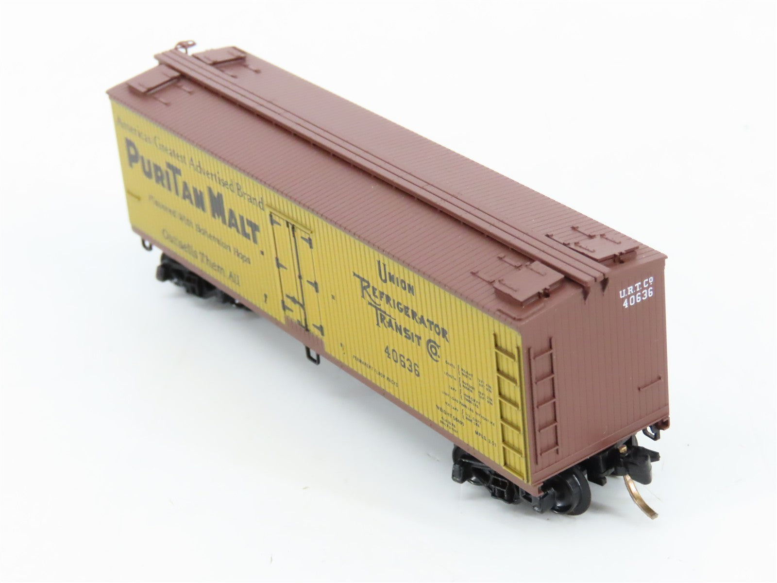 N Scale Micro-Trains MTL 49350 URTC PuriTan Malt 40' Wood Reefer 40636 RTR
