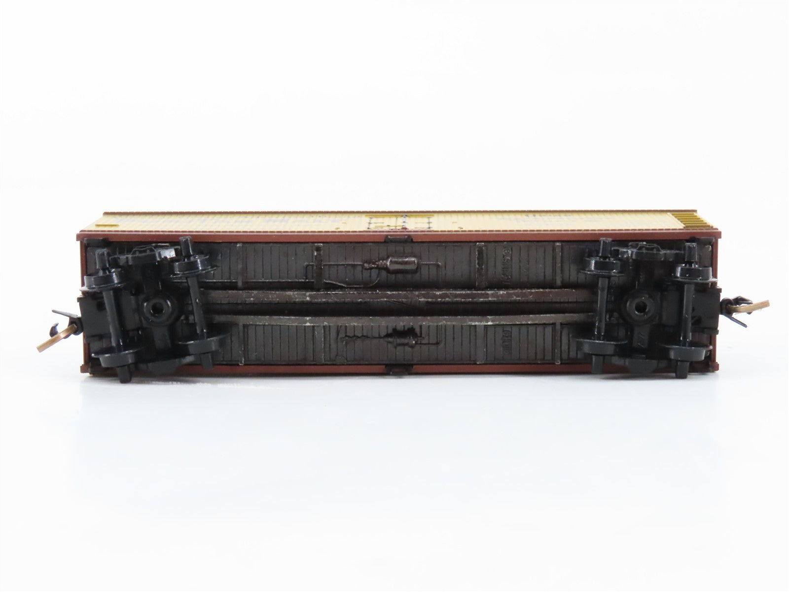 N Scale Micro-Trains MTL 49350 URTC PuriTan Malt 40' Wood Reefer 40636 RTR