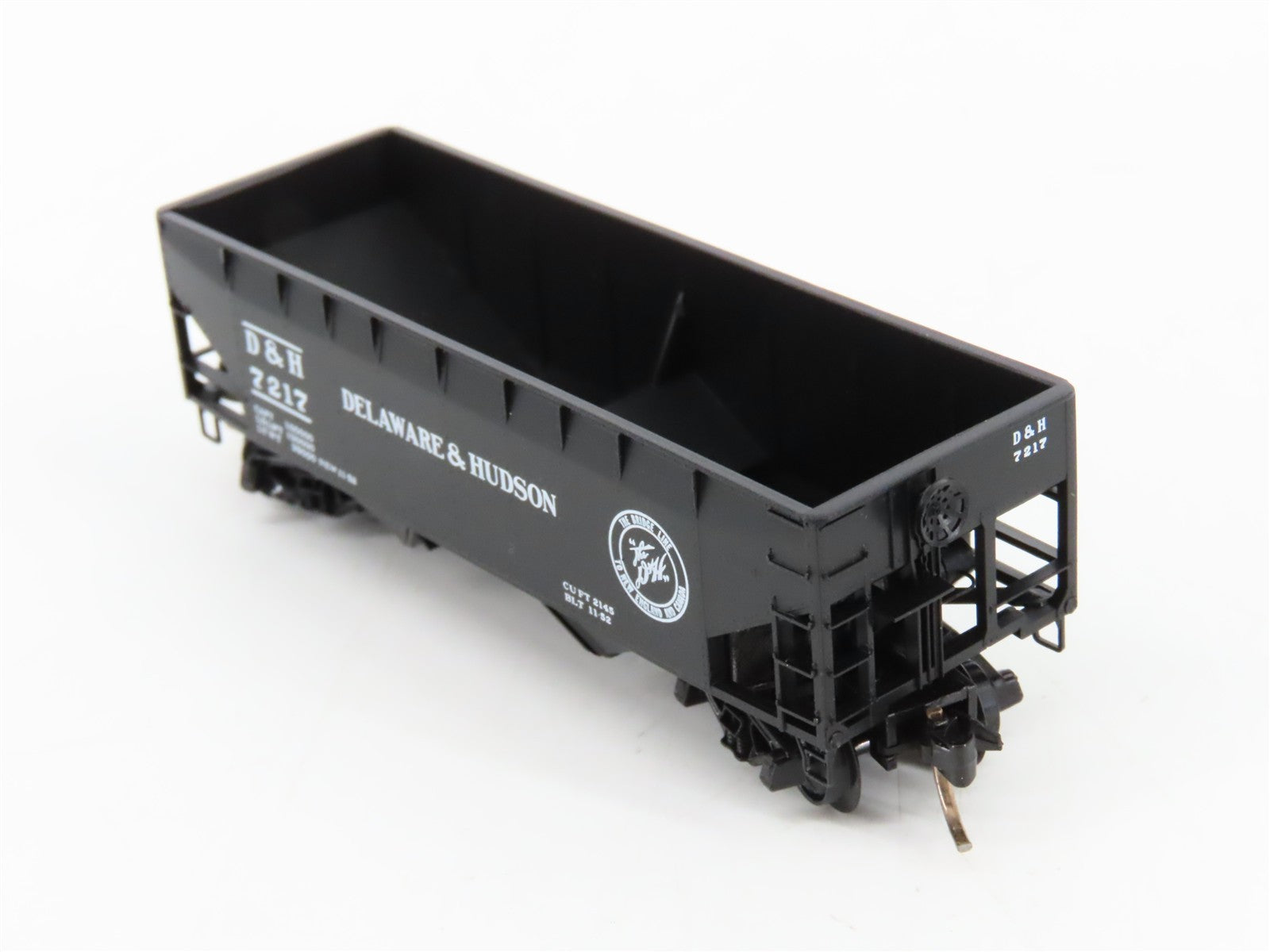 N Scale Micro-Trains MTL 55170 D&H Delaware & Hudson 33' 2-Bay Hopper 7217 RTR