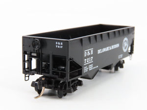 N Scale Micro-Trains MTL 55170 D&H Delaware & Hudson 33' 2-Bay Hopper 7217 RTR