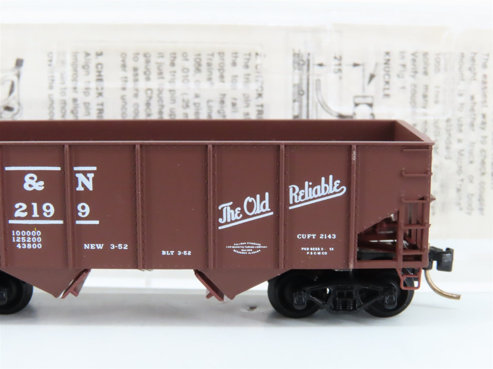 N Scale Micro-Trains MTL 55170 D&H Delaware & Hudson 33' 2-Bay Hopper 7217 RTR