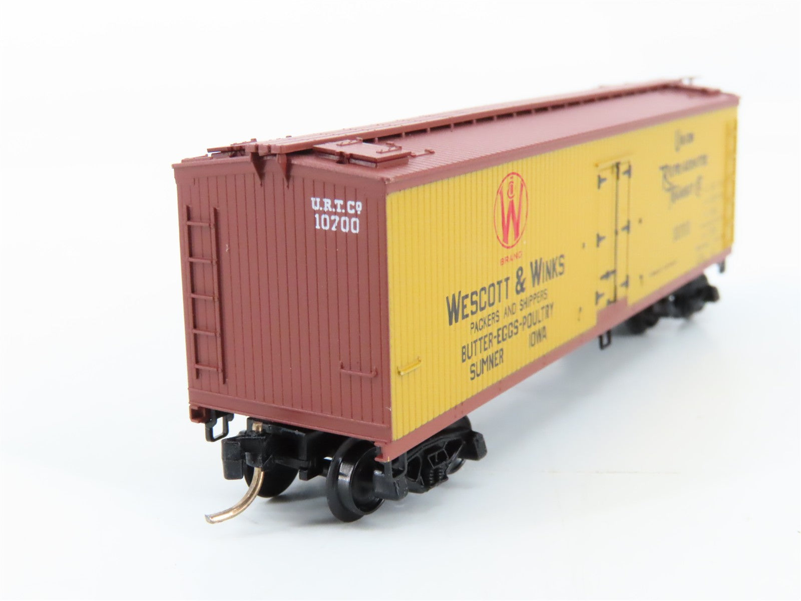 N Scale Micro-Trains MTL 49380 URTC Wescott & Winks 40' Reefer 10700 RTR