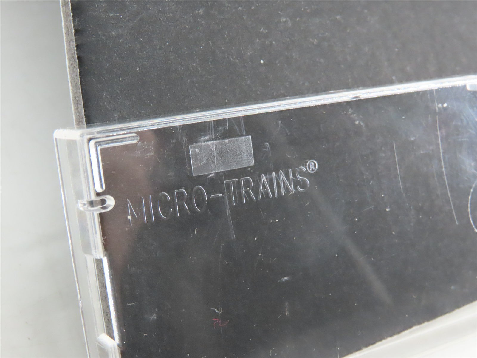 N Scale Micro-Trains MTL 49380 URTC Wescott & Winks 40' Reefer 10700 RTR