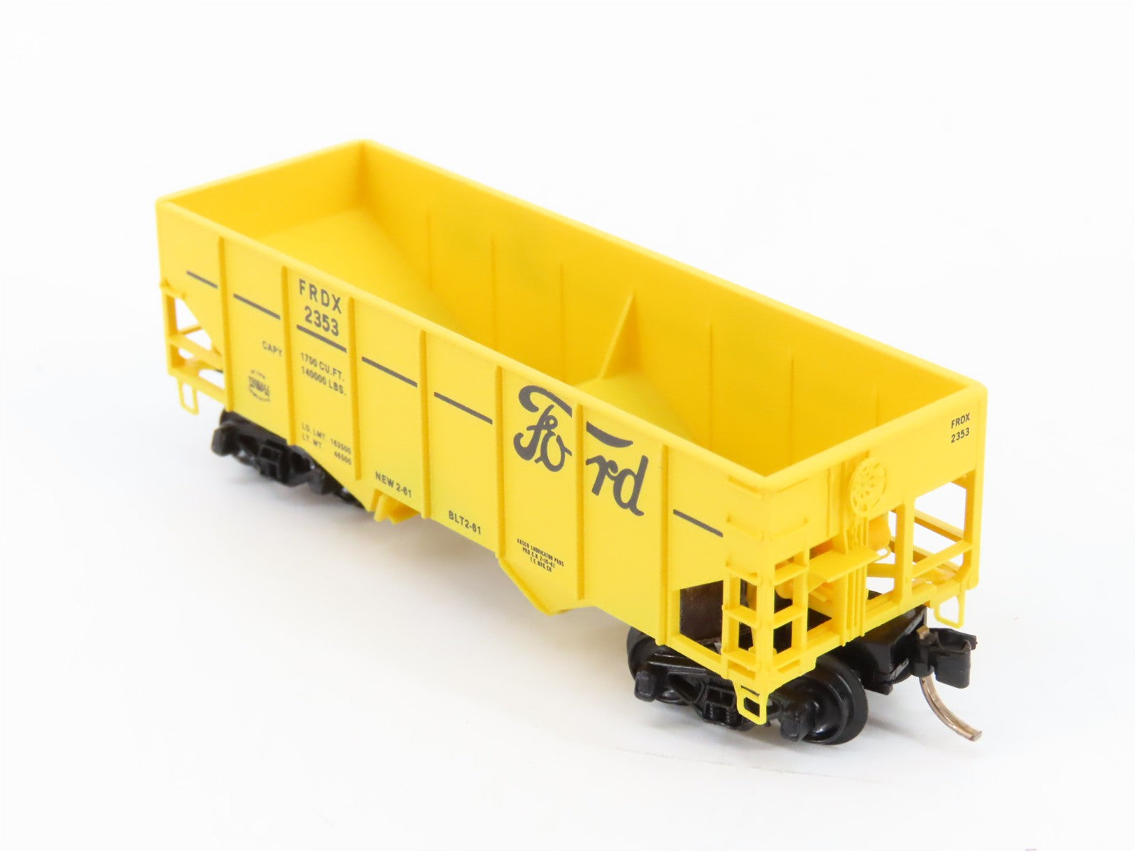 N Scale Micro-Trains MTL 56020 FRDX Ford 33' 2-Bay Rib Side Open Hopper 2353 RTR