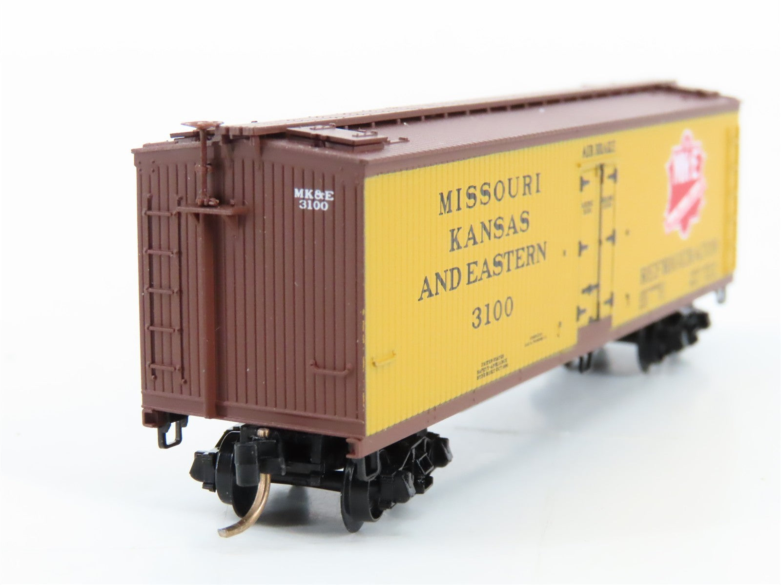N Scale Micro-Trains MTL 49360 MK&E Missouri, Kansas & Eastern 40' Reefer 3100