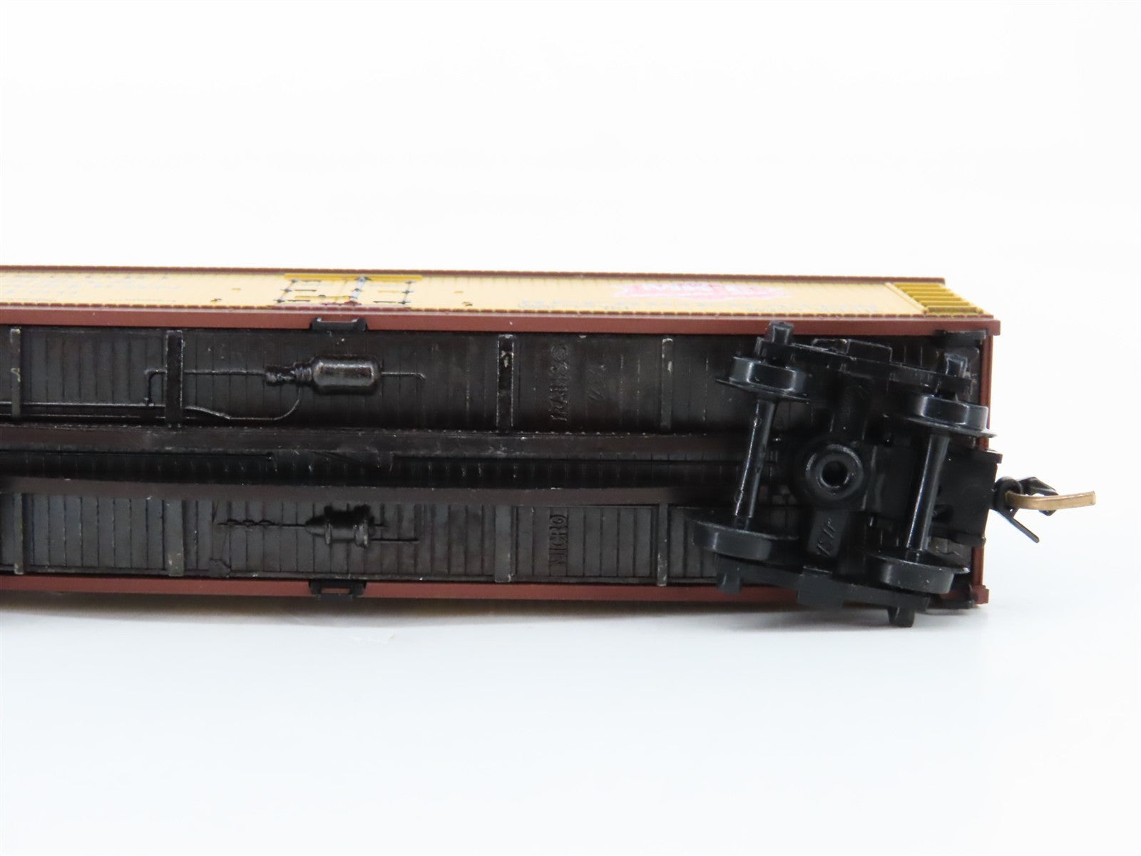 N Scale Micro-Trains MTL 49360 MK&E Missouri, Kansas & Eastern 40' Reefer 3100