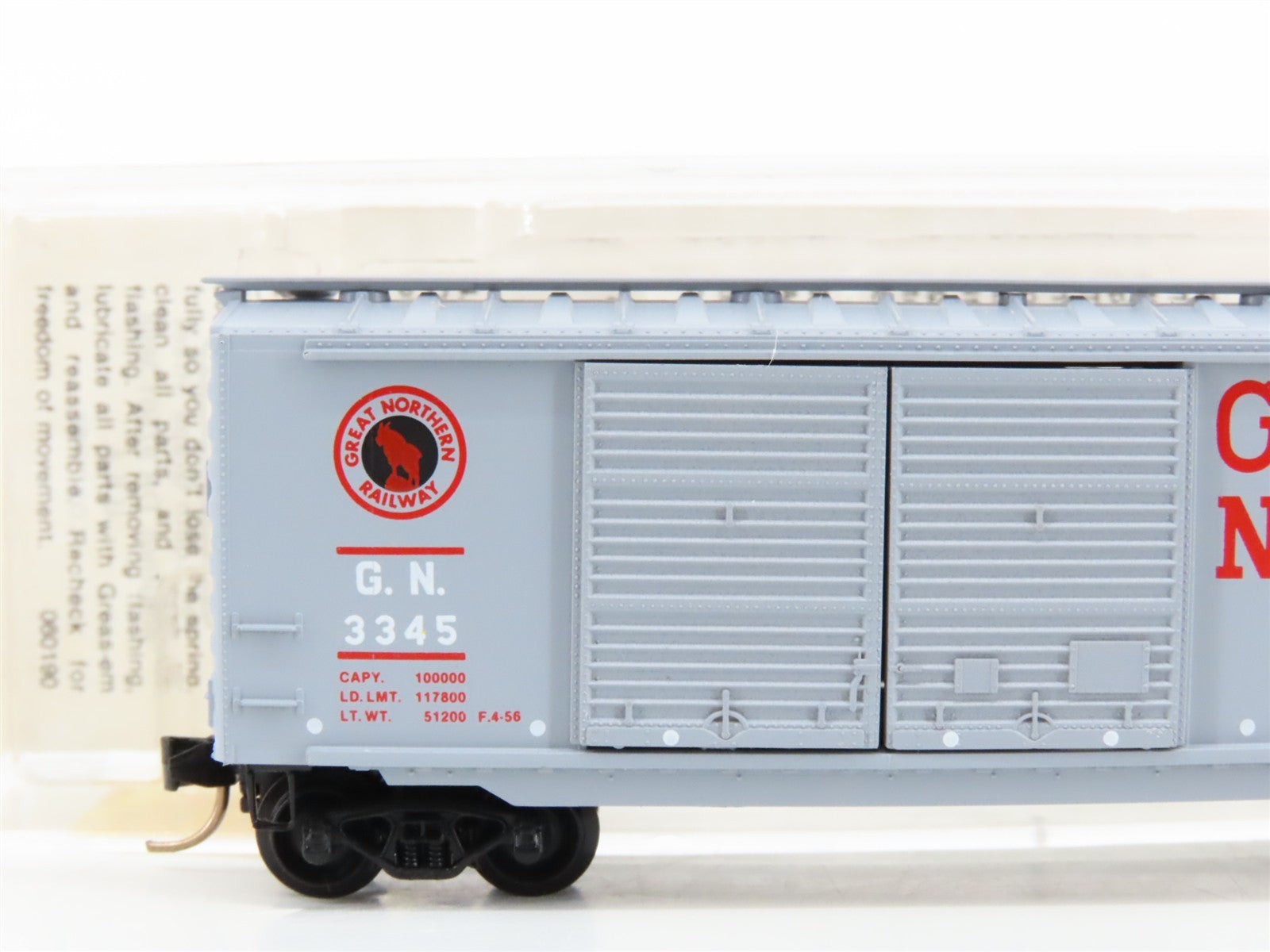 N Scale Micro-Trains MTL 23180 GN Great Northern 40' Double Door Boxcar 3345 RTR