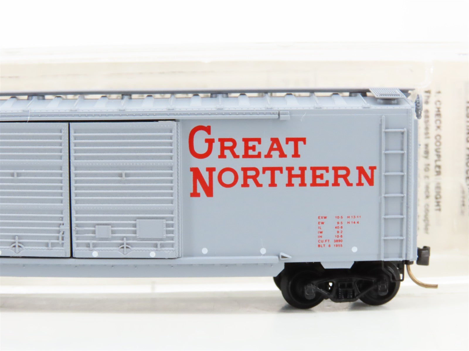 N Scale Micro-Trains MTL 23180 GN Great Northern 40' Double Door Boxcar 3345 RTR