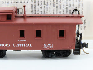 N Scale Micro-Trains MTL 50030 IC Illinois Central 34' Wood Caboose 9251 RTR