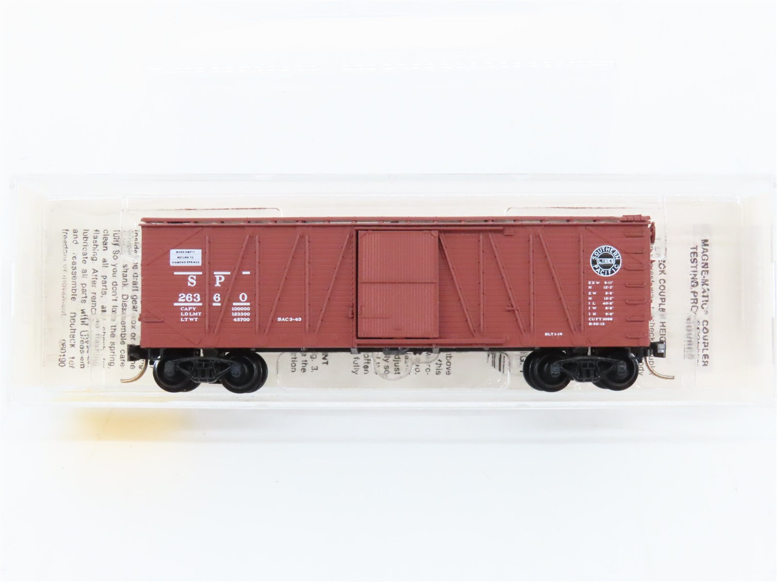 N Scale Micro-Trains MTL 28030 SP Southern Pacific 40' Box Car 26360 RTR