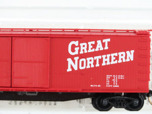 N Scale Micro-Trains MTL 43040 GN Great Northern 40' Box Car 3345 RTR