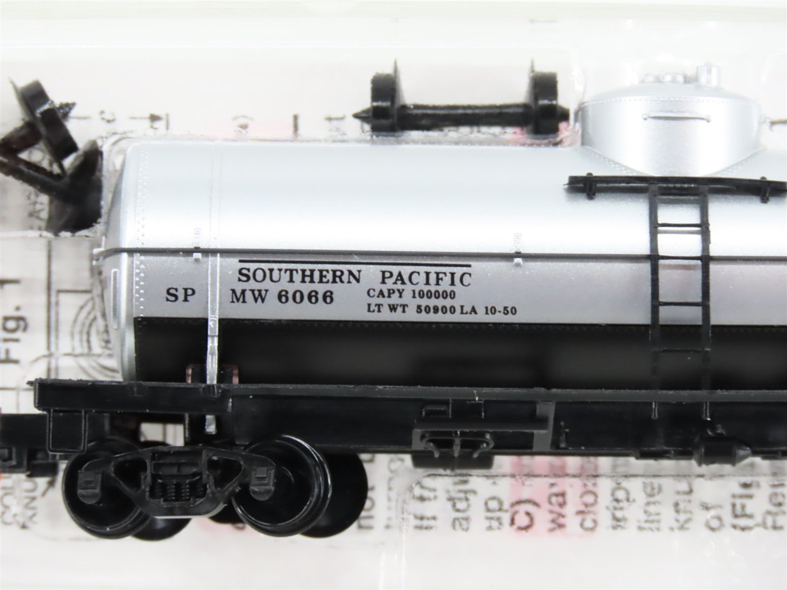 N Micro-Trains MTL 06500200 SPMW Southern Pacific Single Dome Tank Car 6066 RTR