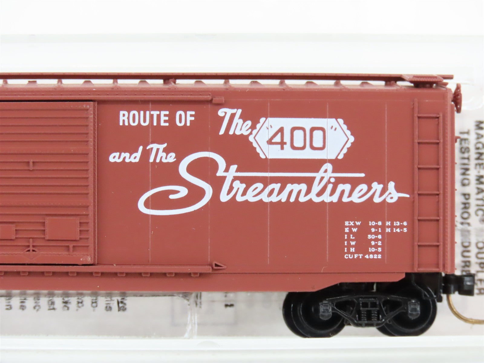 N Scale Micro-Trains MTL 31110 CNW Chicago & North Western 50' Box Car 51656 RTR