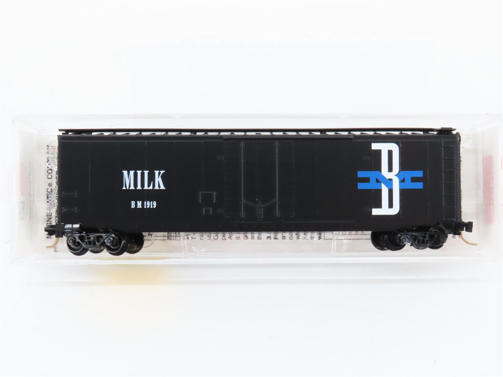 N Scale Micro-Trains MTL 32330 BM Boston & Maine 50' Box Car 1919 RTR