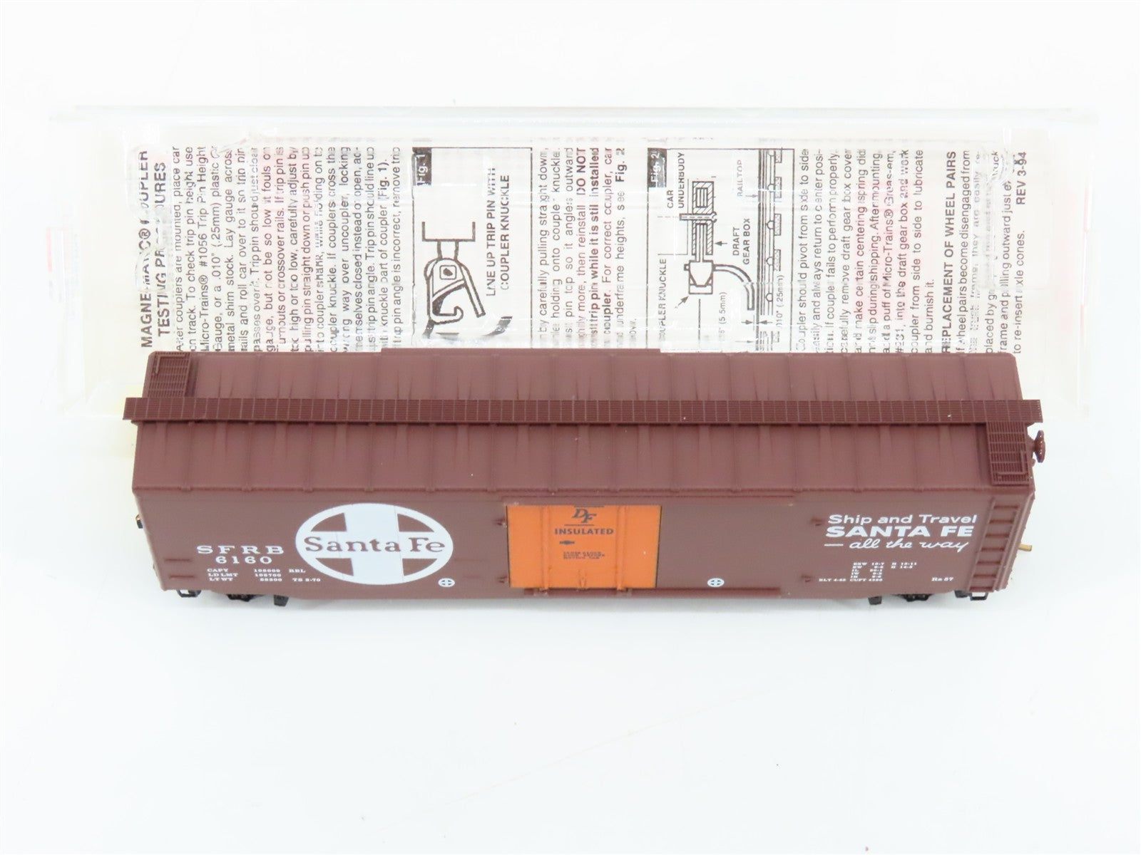 N Scale Micro-Trains MTL 32050/2 SFRB Santa Fe 50' Plug Door Box Car 6160 RTR