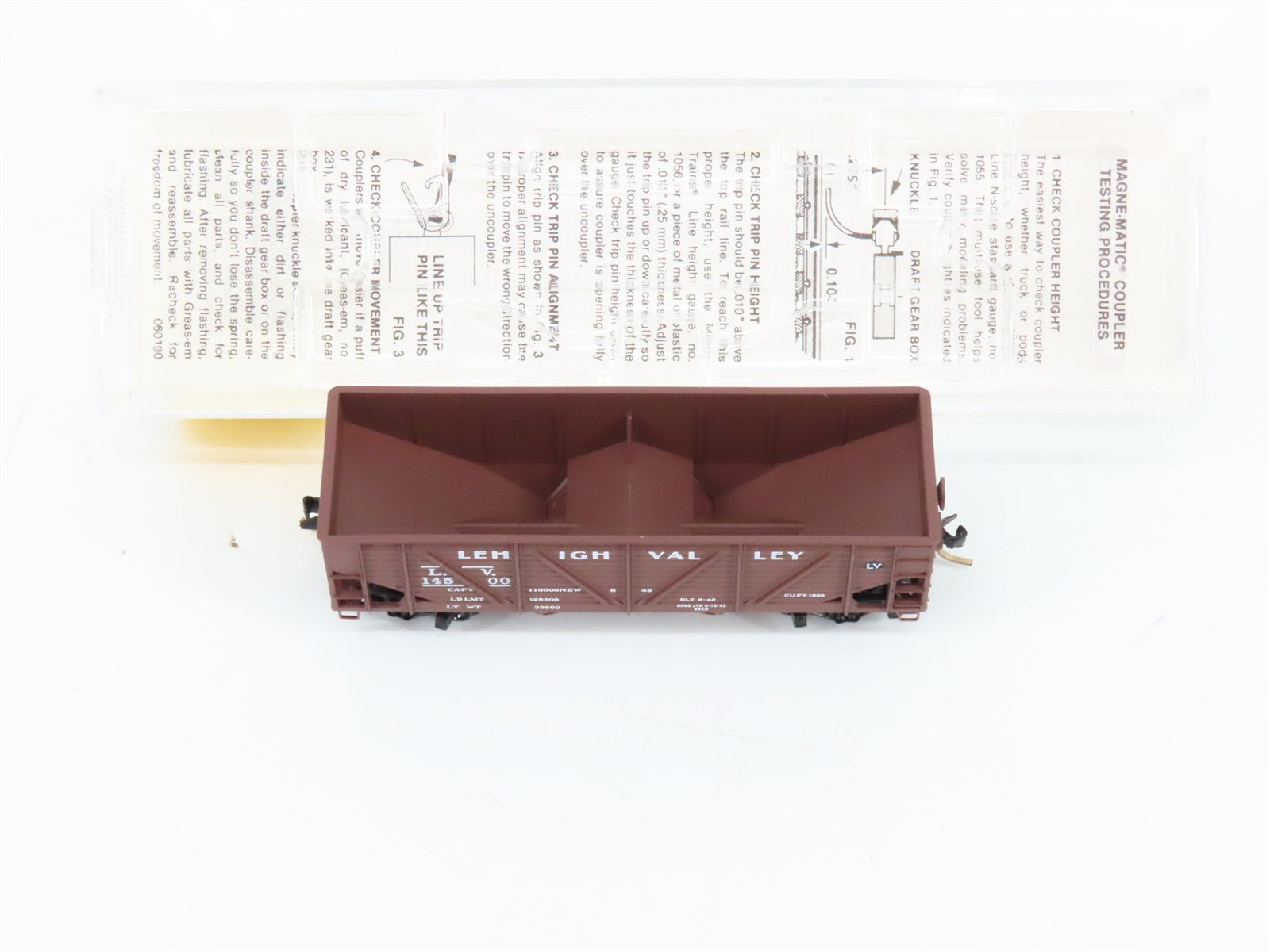 N Scale Micro-Trains MTL 57030 LV Lehigh Valley 33' 2-Bay Open Hopper 14500 RTR