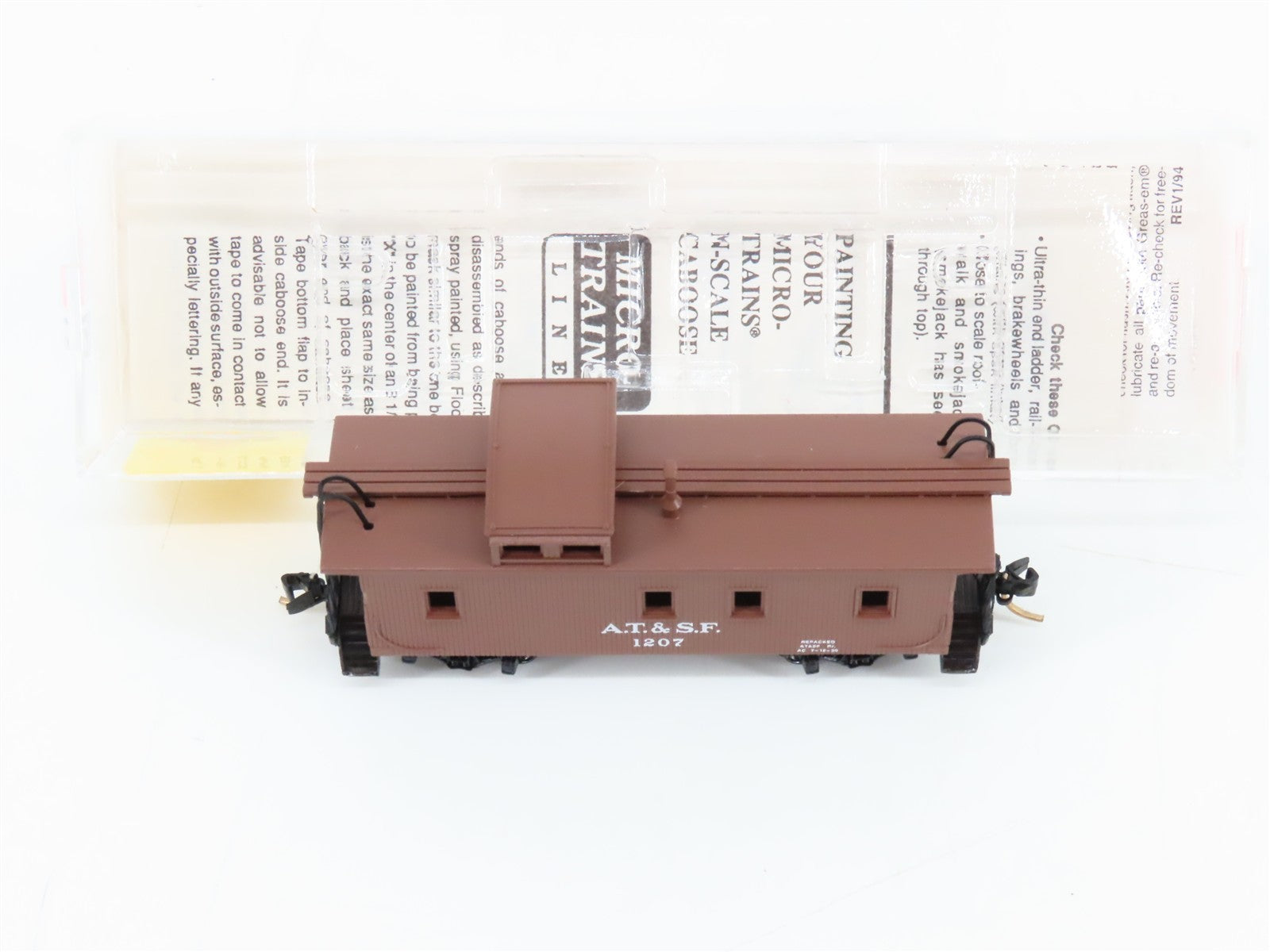 N Scale Micro-Trains MTL 51100 ATSF Santa Fe 34' Wood Sheathed Caboose 1207 RTR