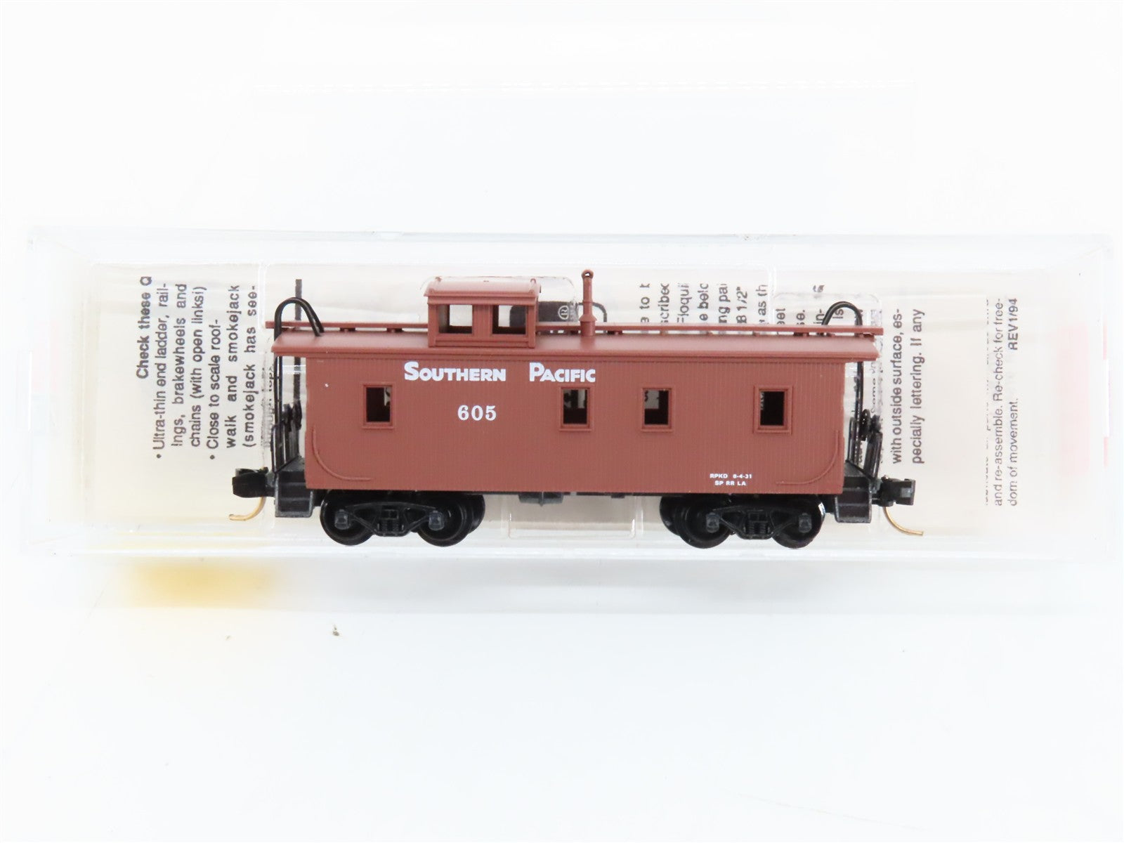 N Scale Micro-Trains MTL 51150 SP Southern Pacific 34' Wood Sheathed Caboose RTR