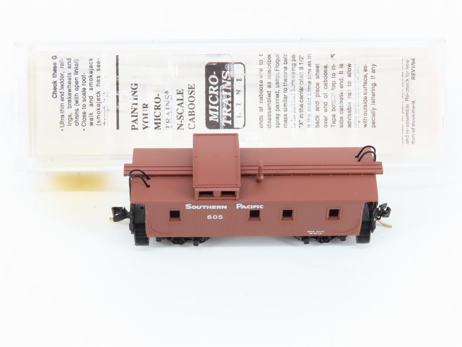 N Scale Micro-Trains MTL 51150 SP Southern Pacific 34' Wood Sheathed Caboose RTR