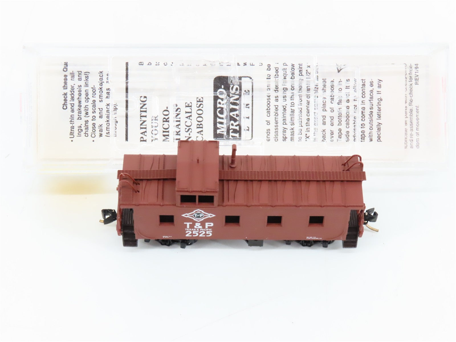 N Scale Micro-Trains MTL 100010 T&P Texas & Pacific 36' Caboose 2525 RTR