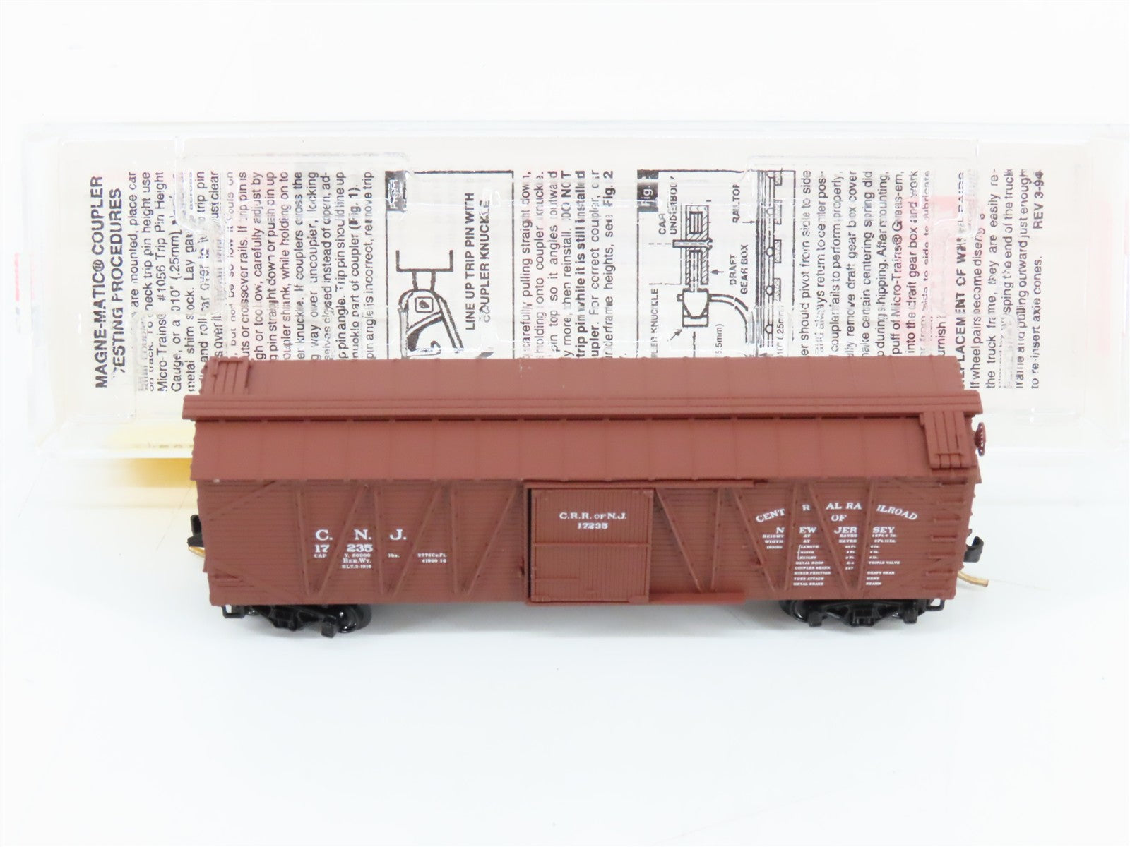 N Scale Micro-Trains MTL 28040 Central Railroad of New Jersey 40' Box Car RTR