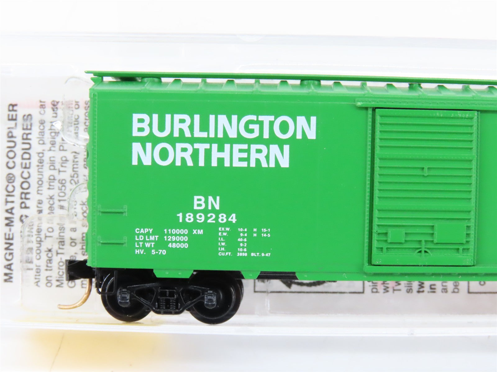 N Scale Micro-Trains MTL 20306 BN Burlington Northern 40' Box Car 189284 RTR