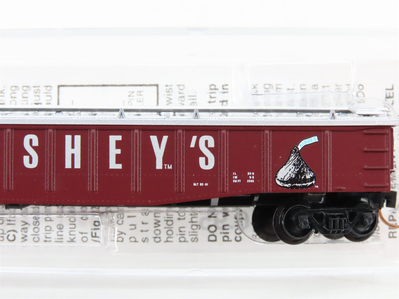 N Scale Micro-Trains MTL 106060 HFC Hershey's 50' Covered Gondola 1011 RTR