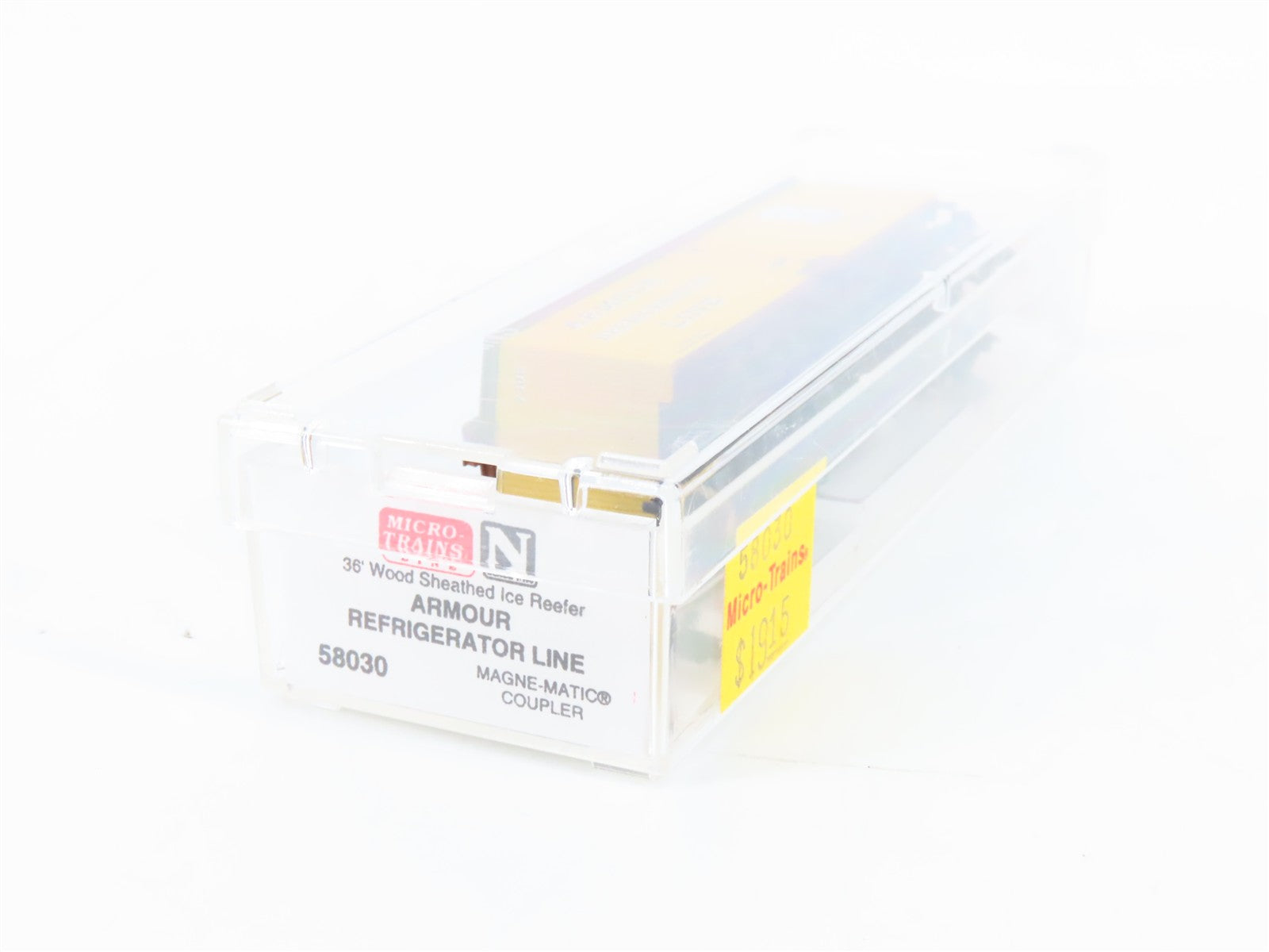 N Scale Micro-Trains MTL 58030 Armour Refrigerator Line 36' Reefer 7306 RTR