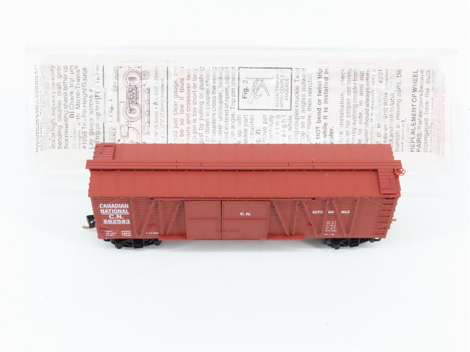 N Scale Micro-Trains MTL 40010 Canadian National 40' Outside Braced Box Car RTR
