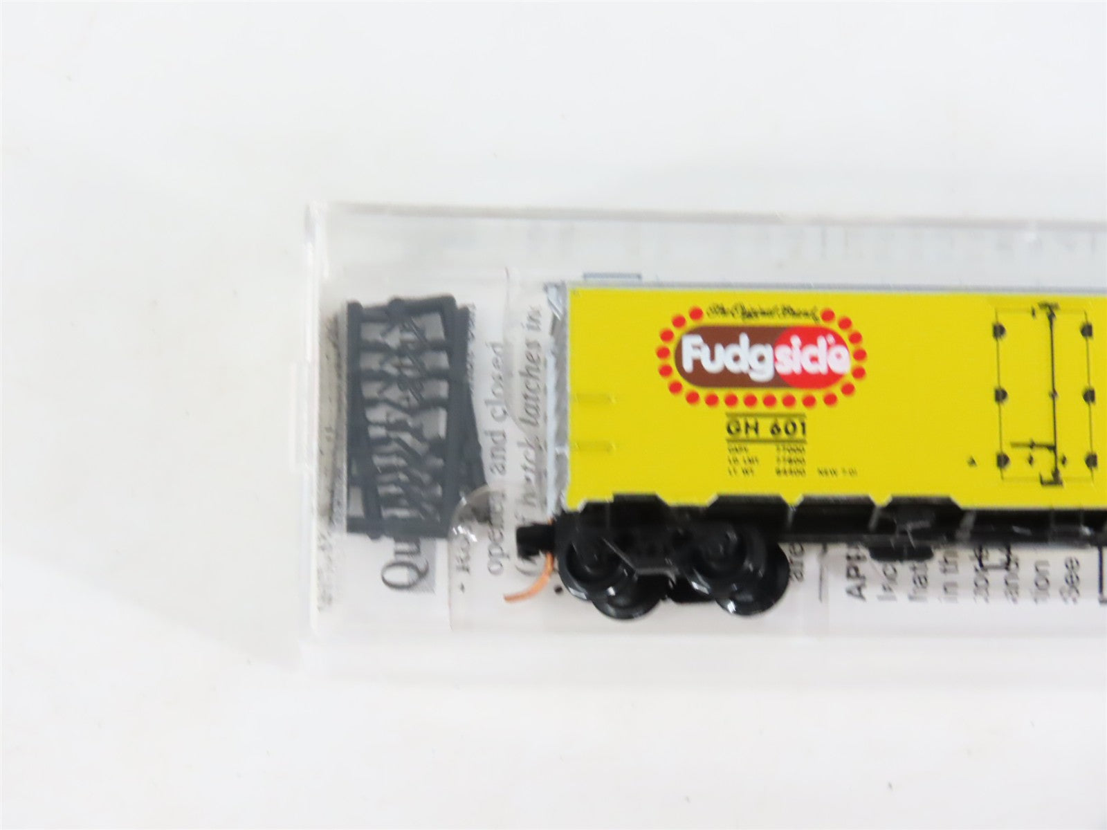 N Scale Micro-Trains MTL 59060 GH Fudgsicle 40' Steel Ice Reefer 601 RTR
