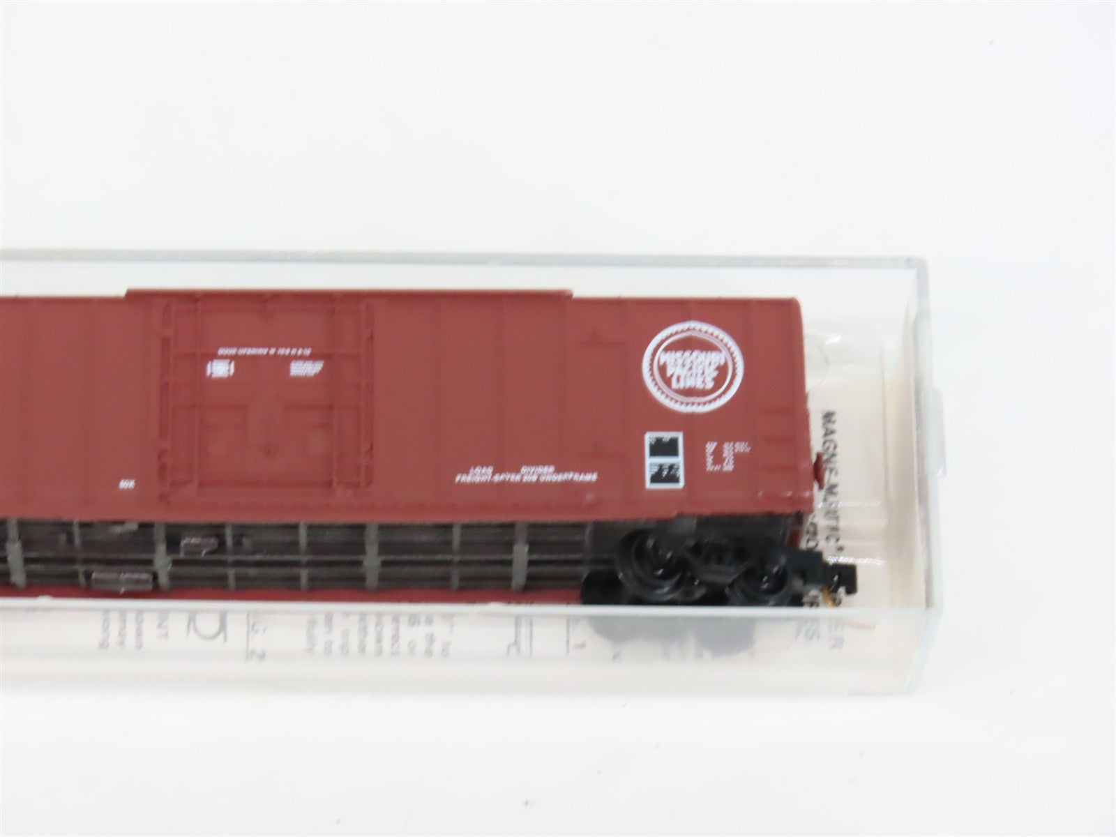 N Scale Micro-Trains MTL 27140 MP Missouri Pacific 50' Box Car 253561 RTR