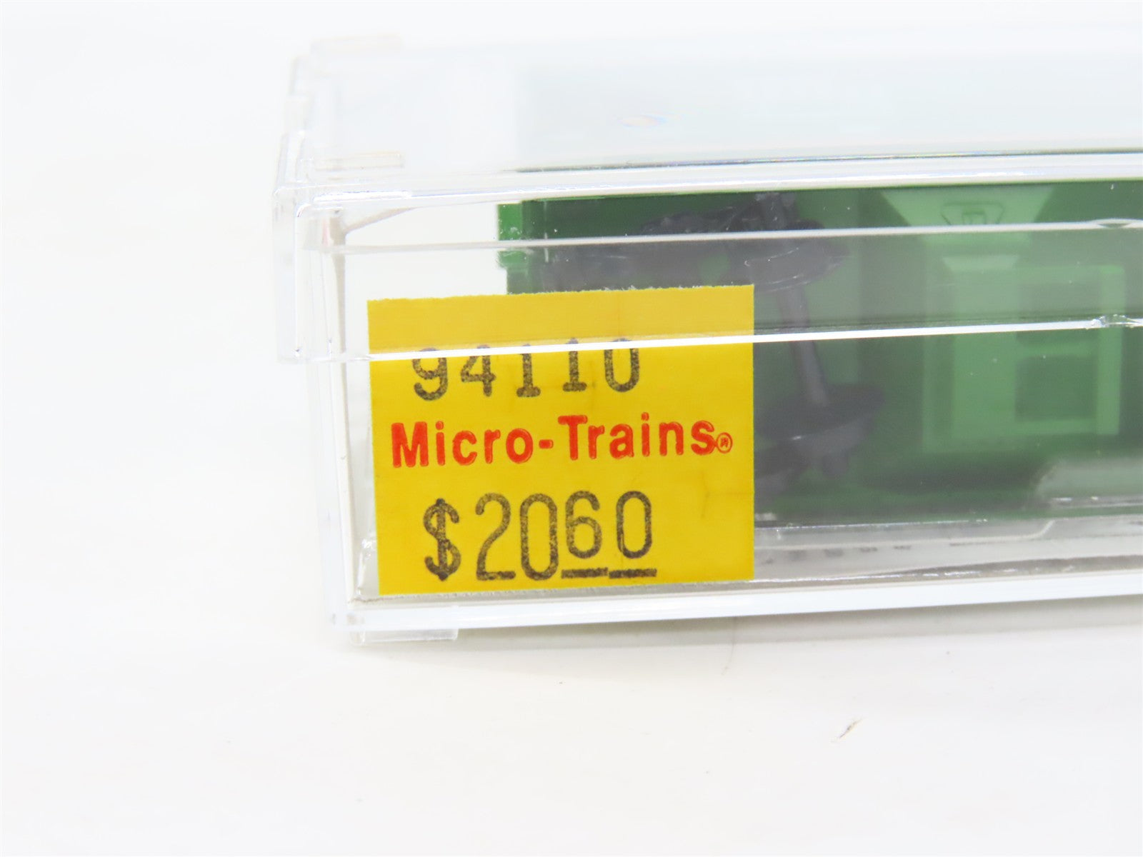 N Scale Micro-Trains MTL 94110 BNSF Railway 3-Bay Covered Hopper 422033 RTR