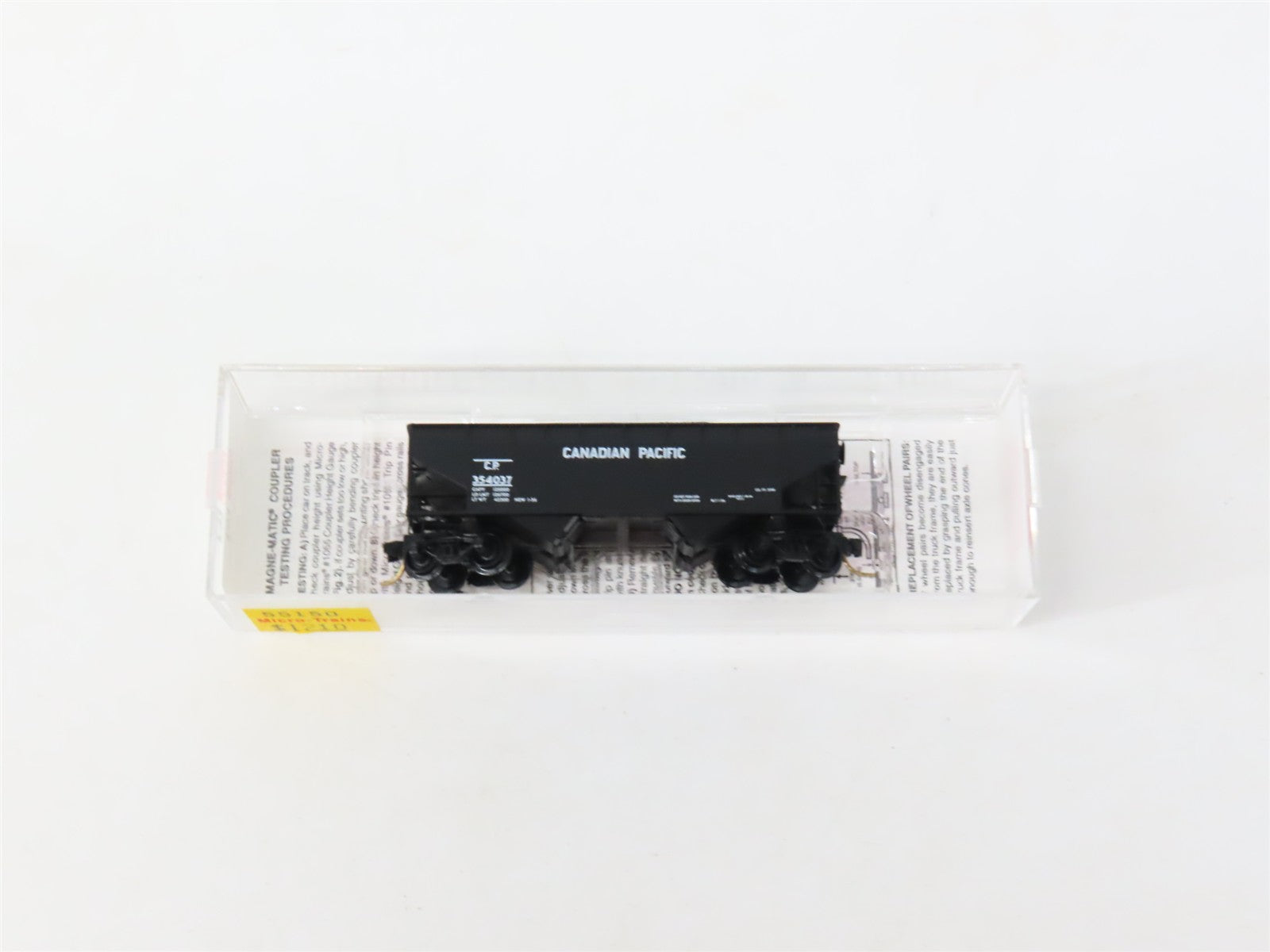 N Scale Micro-Trains MTL 55150 CP Canadian Pacific 33' 2-Bay Hopper 354037 RTR