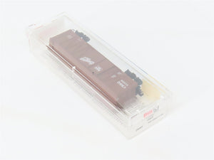 N Scale Micro-Trains MTL 29060 CB&Q Burlington Route 40' Box Car 11106 RTR