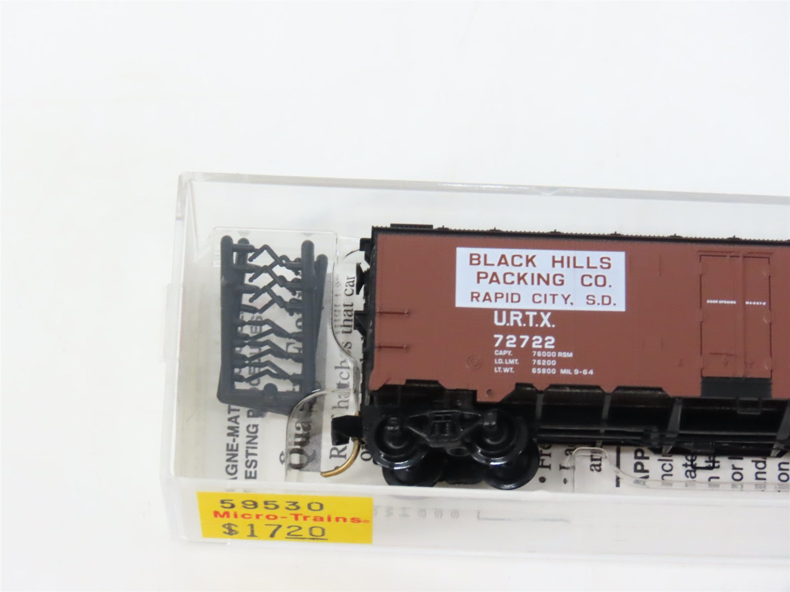 N Scale Micro-Trains MTL 59530 URTX U.R.T.C. 40' Steel Side Ice Reefer 72722 RTR