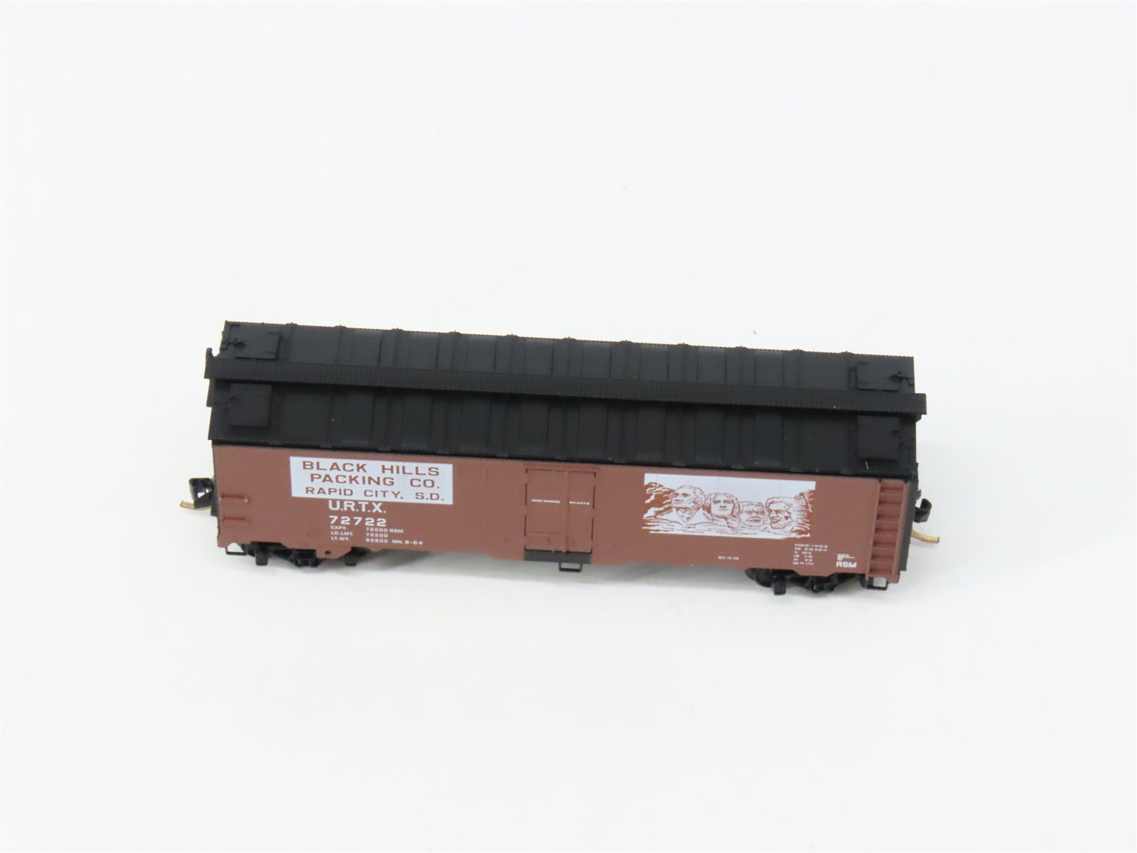 N Scale Micro-Trains MTL 59530 URTX U.R.T.C. 40' Steel Side Ice Reefer 72722 RTR