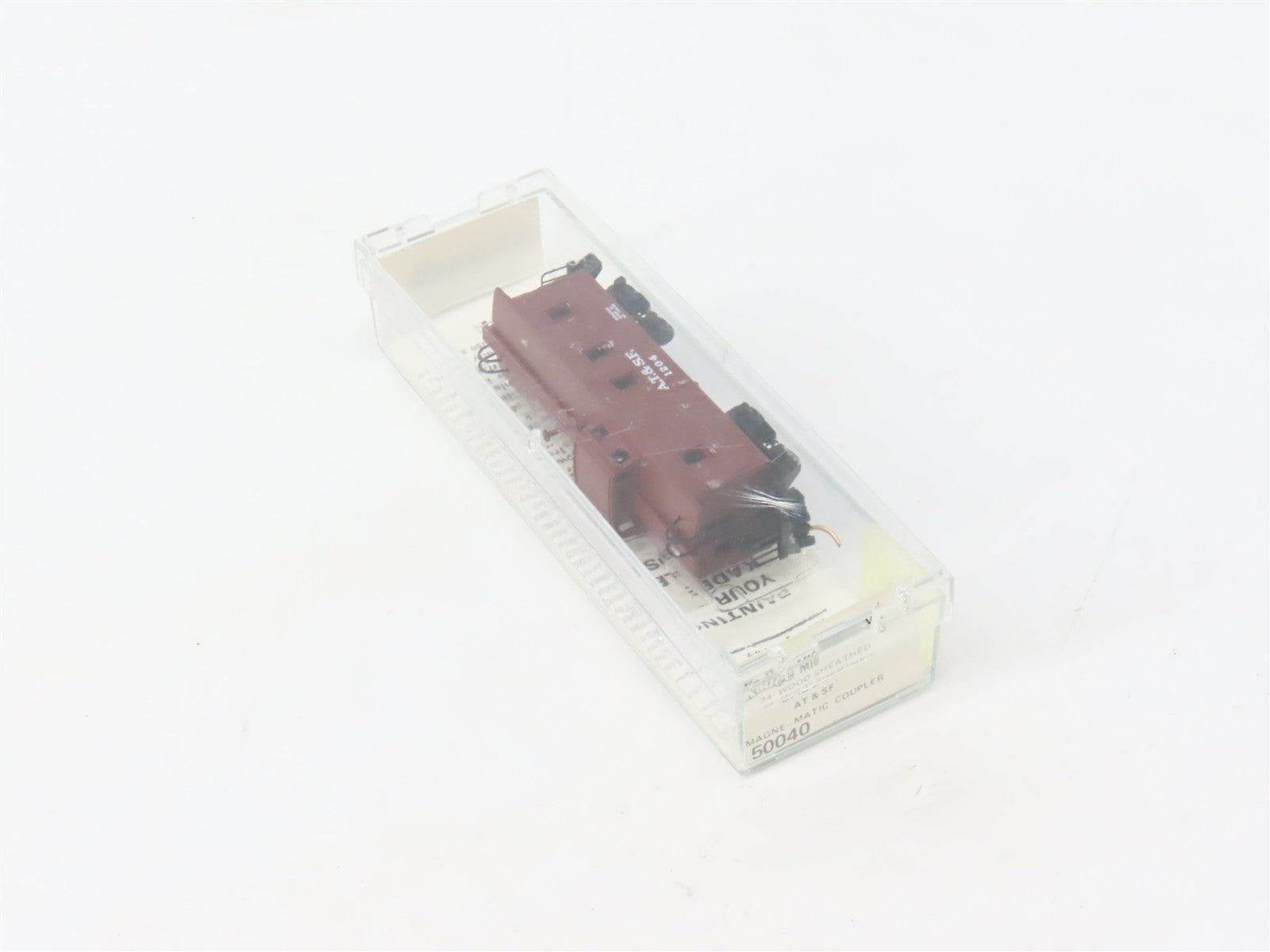 N Kadee Micro-Trains MTL 50040 ATSF Santa Fe 34' Wood Sheathed Caboose 1204 RTR