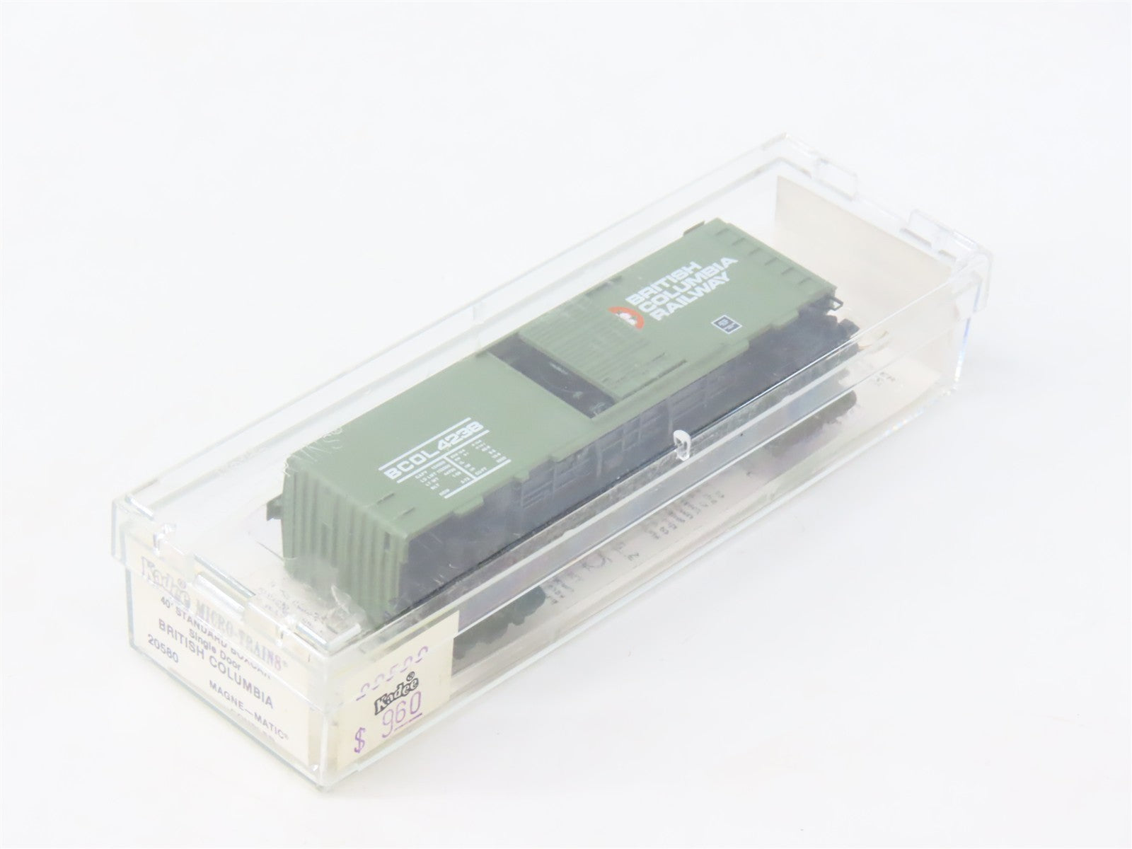 N Scale Kadee Micro-Trains MTL 20580 BCOL British Columbia 40' Box Car 4238 RTR