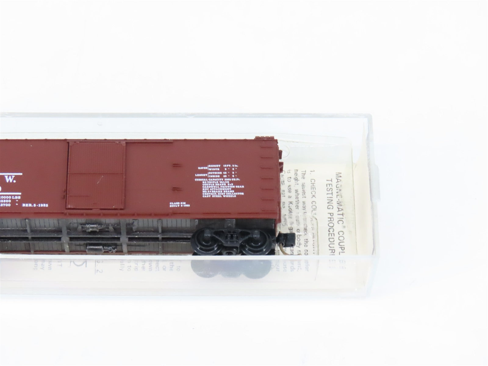 N Scale Micro-Trains MTL 39070 Delaware, Lackawanna & Western 40' Box Car RTR