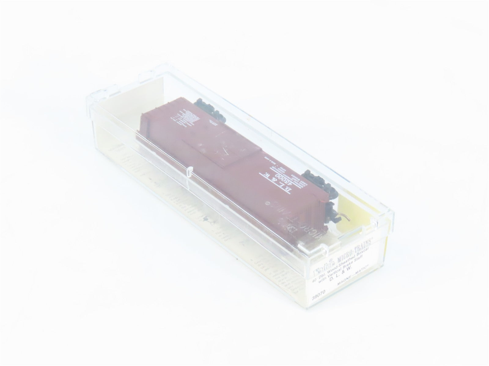 N Scale Micro-Trains MTL 39070 Delaware, Lackawanna & Western 40' Box Car RTR