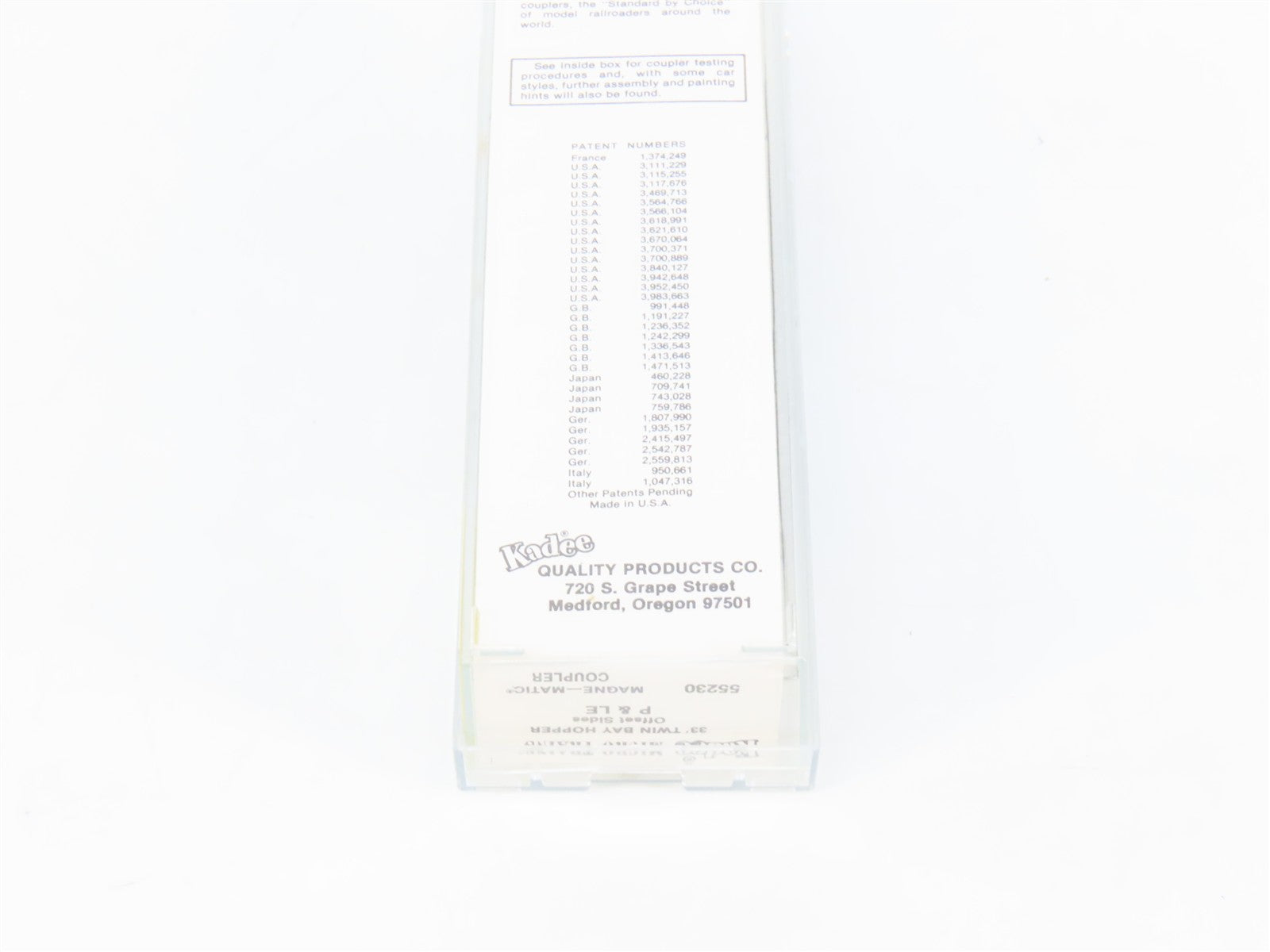 N Scale Micro-Trains MTL 55230 P&LE Pittsburgh & Lake Erie 33' 2-Bay Hopper RTR