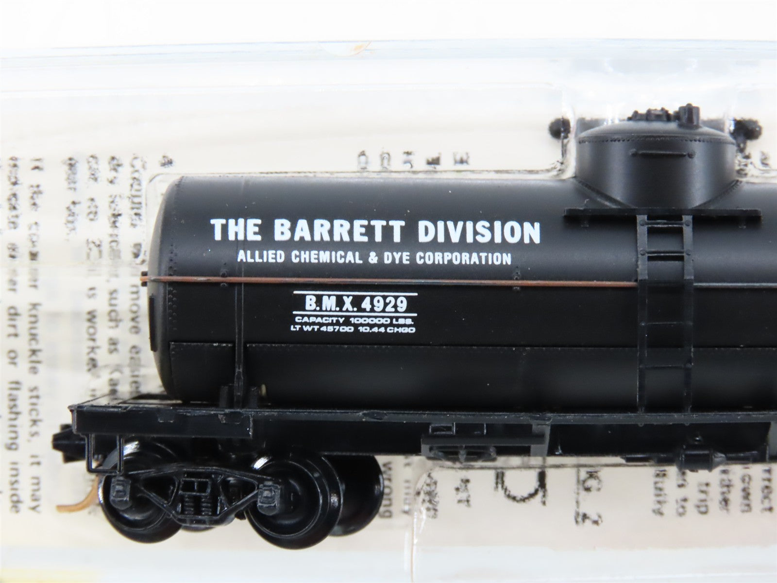 N Scale Micro-Trains MTL 65150 BMX Barrett Division 39' Single Dome Tank Car RTR