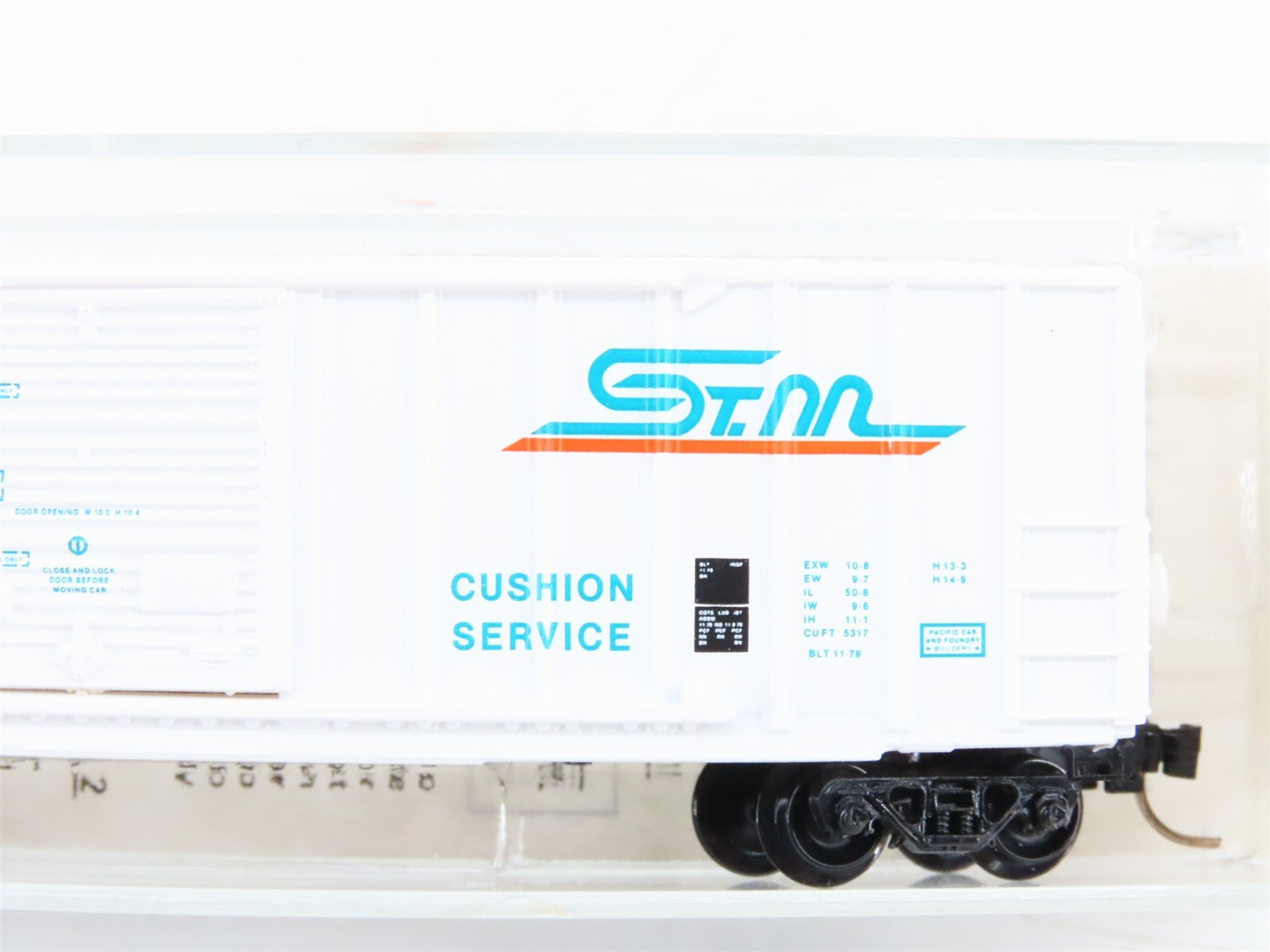 N Scale Kadee Micro-Trains MTL 25300 SM St. Marys Railroad 50' Box Car 9100 RTR