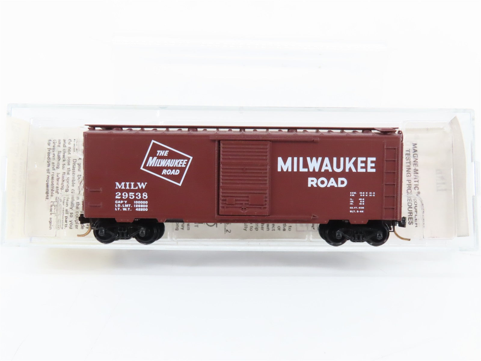 N Scale Kadee Micro-Trains MTL 20910 MILW Milwaukee Road 40' Box Car 29538 RTR
