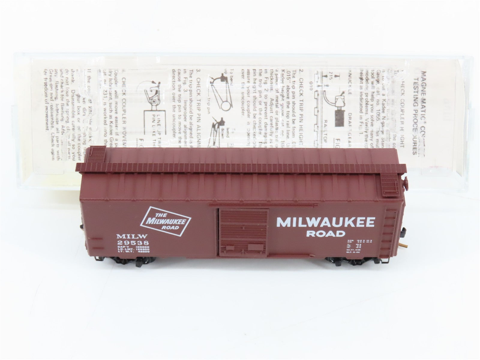 N Scale Kadee Micro-Trains MTL 20910 MILW Milwaukee Road 40' Box Car 29538 RTR
