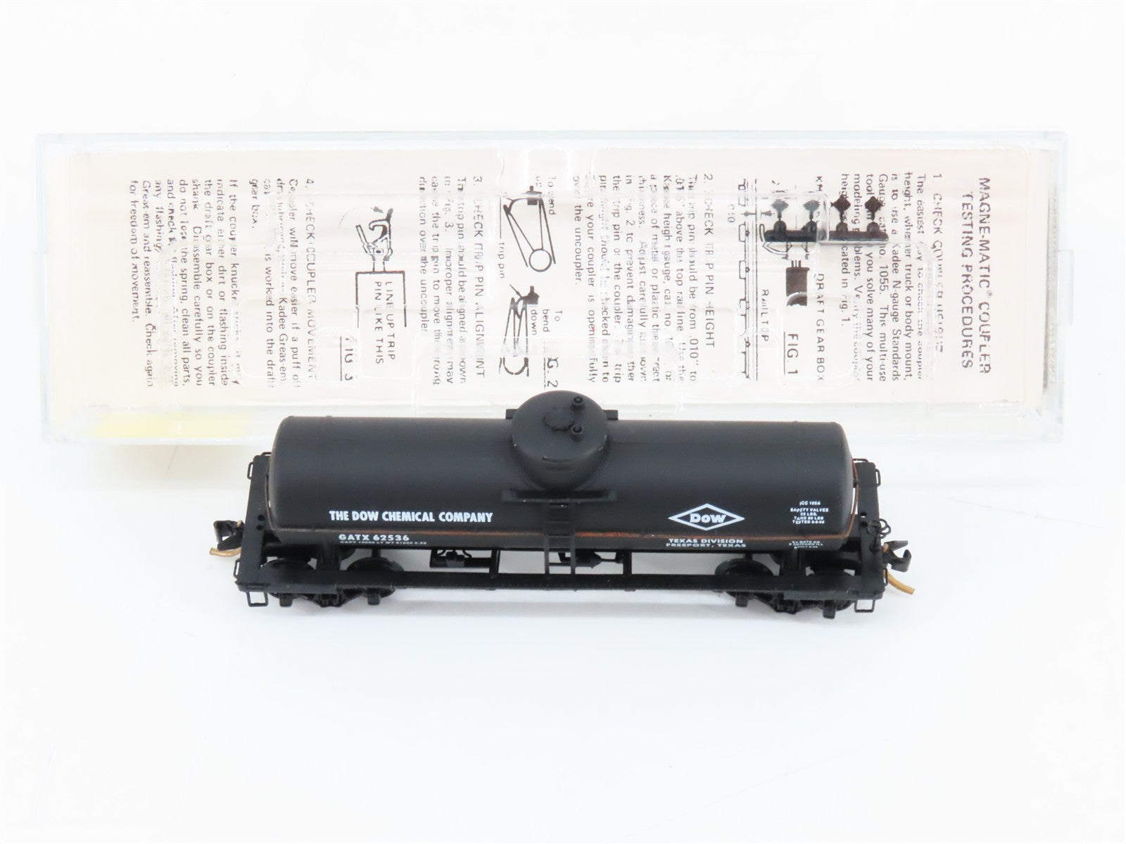 N Scale Micro-Trains MTL 65100 GATX Dow Chemical 39' Single Dome Tank Car RTR