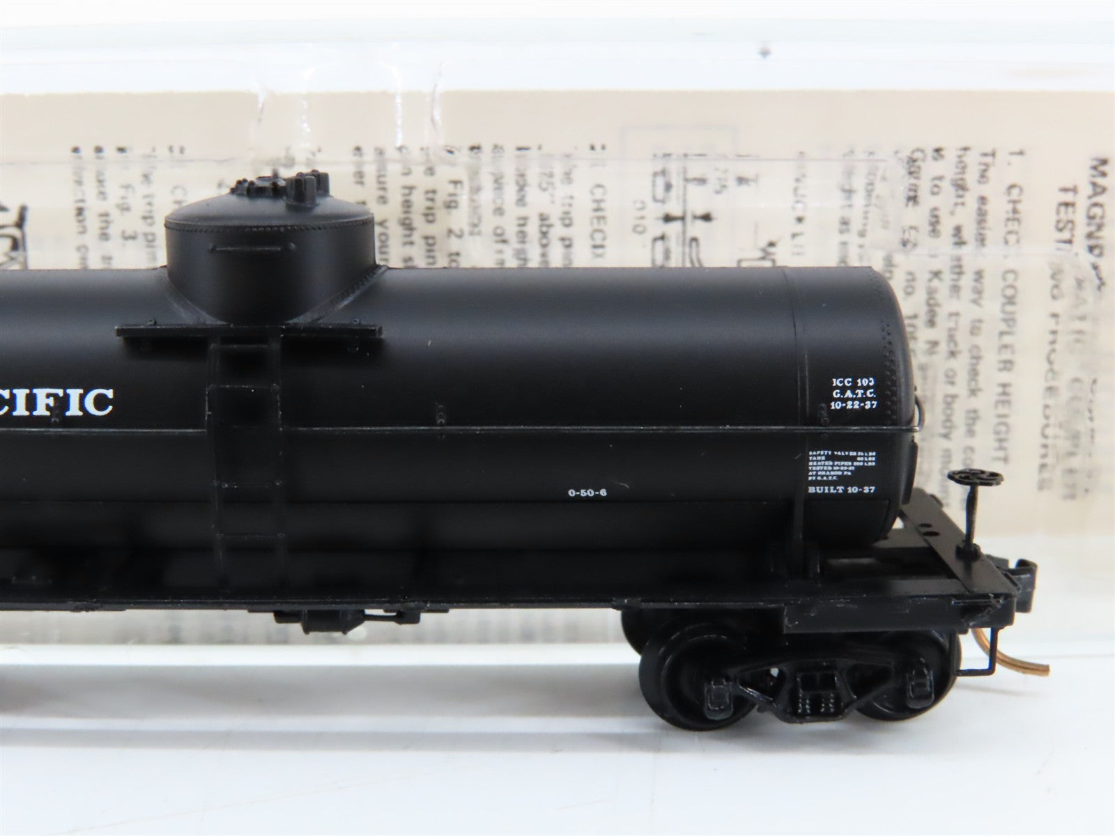 N Scale Micro-Trains MTL 65180 UP Union Pacific 39' Tank Car 69012 RTR