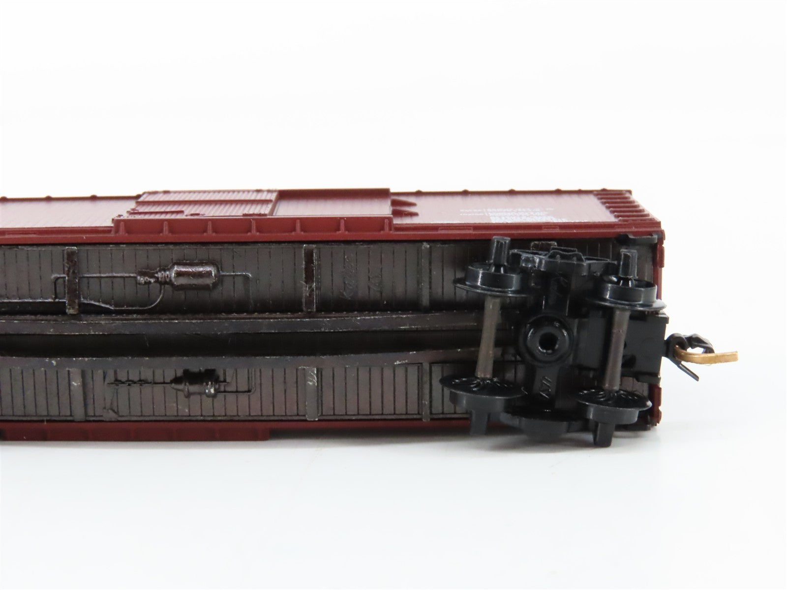 N Scale Kadee Micro-Trains MTL 39060 ATSF Santa Fe 40' Box Car 38691C.T. RTR
