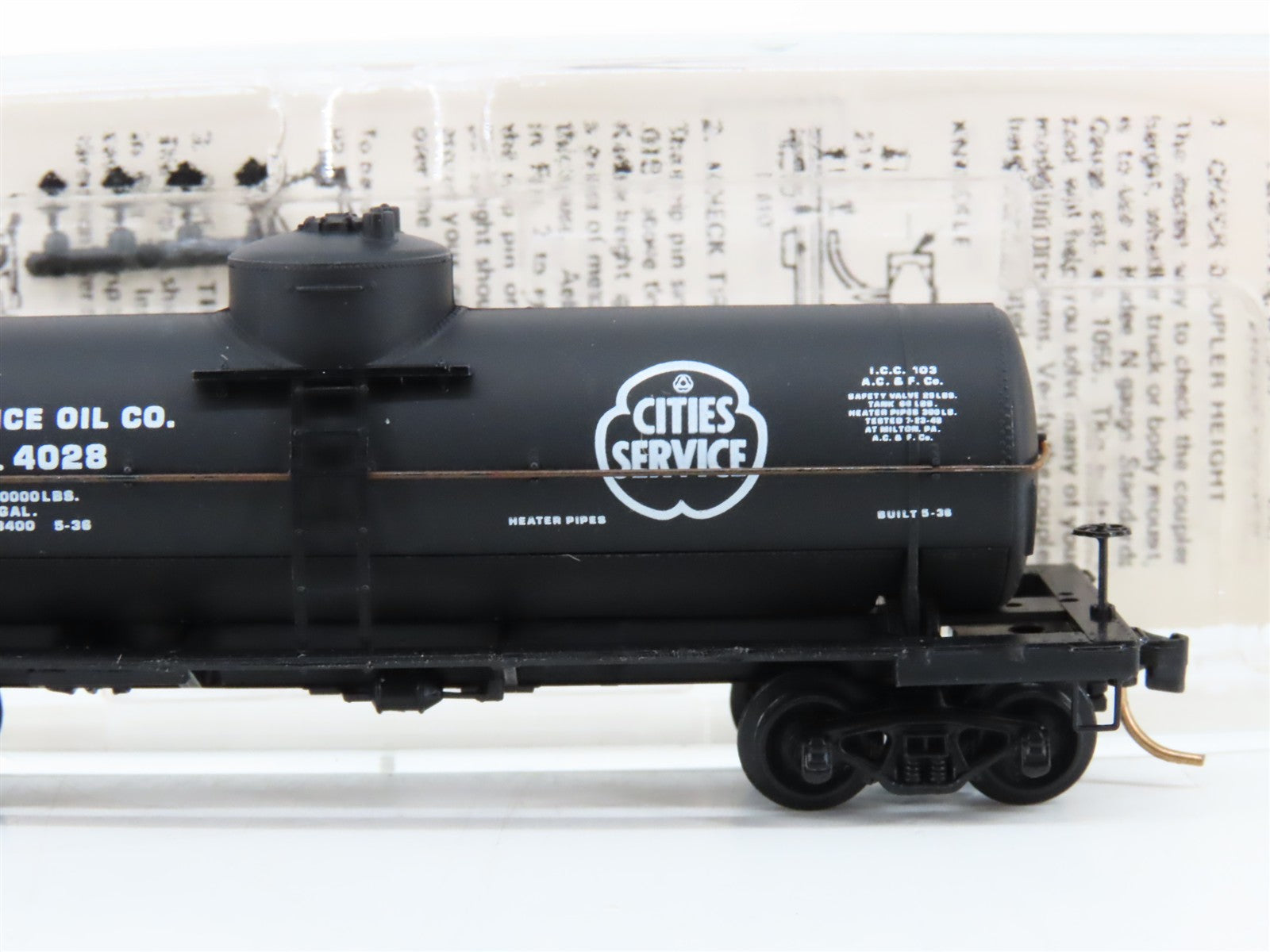 N Scale Micro-Trains MTL 65110 SHPX Cities Service 39' Tank Car 4028 RTR