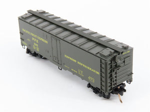 N Scale Micro-Trains MTL 59510 PFE Pacific Fruit Express 40' Reefer 925 RTR